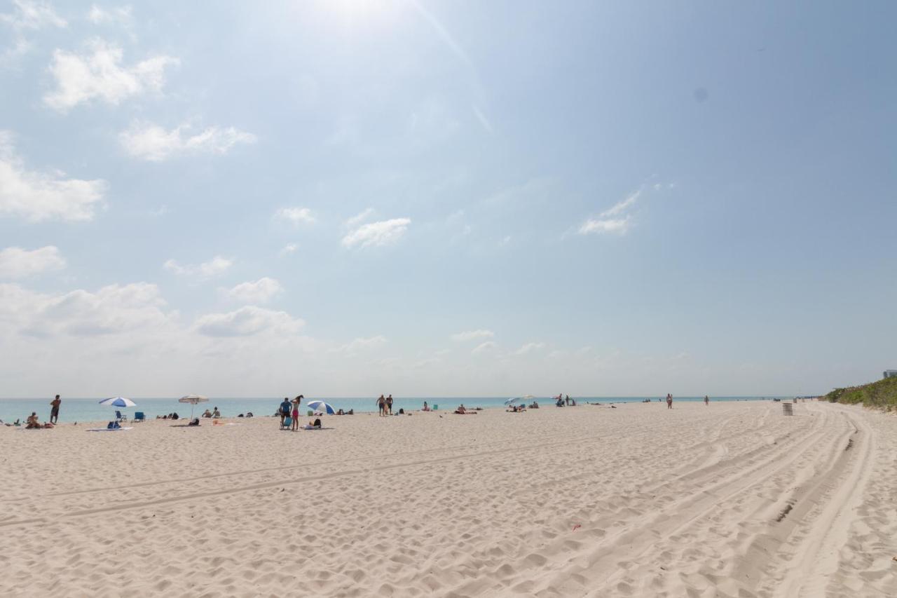 Castle Beach: Rumba Suite Маями Бийч Екстериор снимка